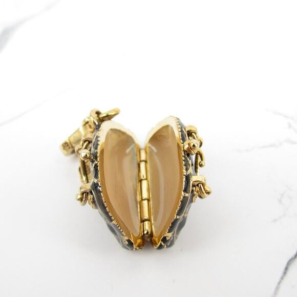 Juicy Couture Quilted Bowler Bag Charm - Picture 4 of 8